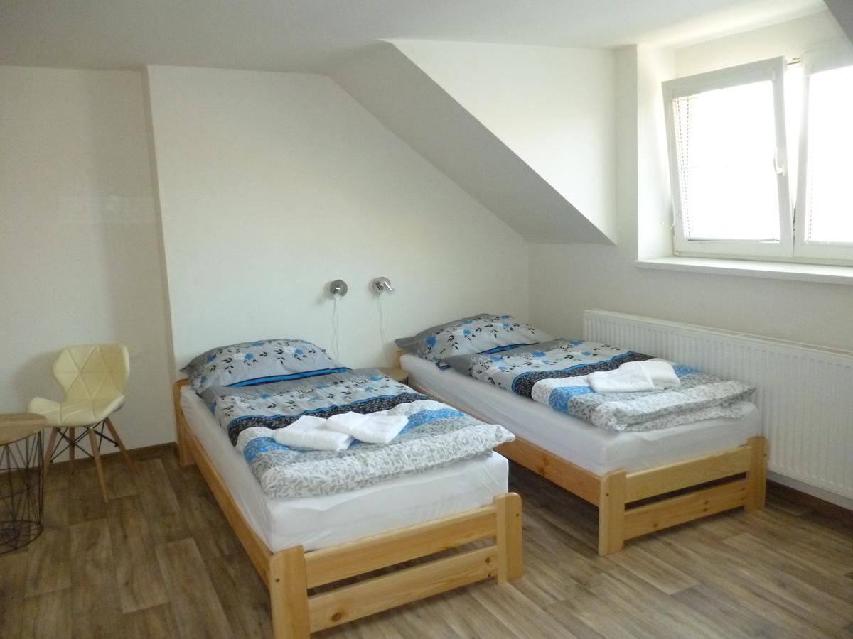 Apartman Relax-Chatka A Apartman Мікулов Екстер'єр фото